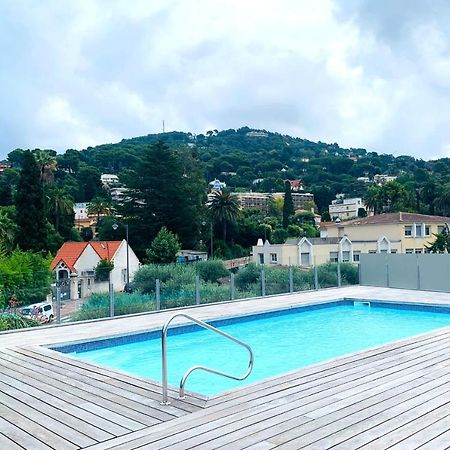 Oxford 1 Bedroom Apartment In A Brand New Building With A Pool Cannes Esterno foto